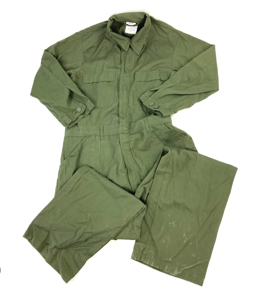 COVERALL, UTILITY OD GREEN SIZE: Small NSN: 8405-01-395-1024 COVERALL, UTILITY OD GREEN SIZE: Small NSN: 8405-01-395-1024